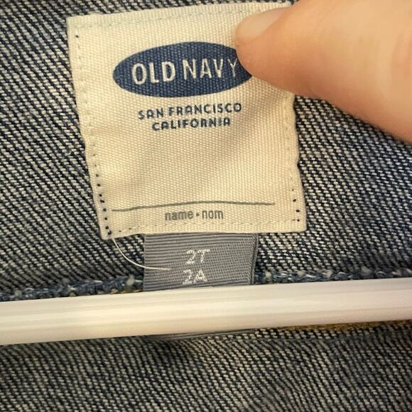 Old navy toddler girls 2T Jean jacket - Picture 2 of 3